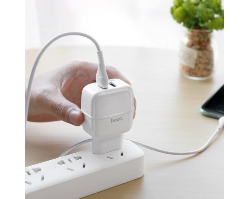 СЗУ Hoco C77A (2USB/2.4A) + Lightning (00000039231_1)