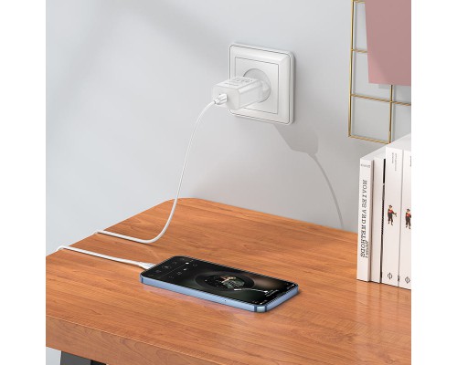 СЗУ Borofone BA65A Single port PD20W + Type-C + Lightning (00000057051_2)